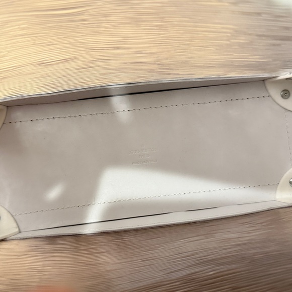 Louis Vuitton Soft Trunk Epi Plage Optic White - Picture 15 of 15